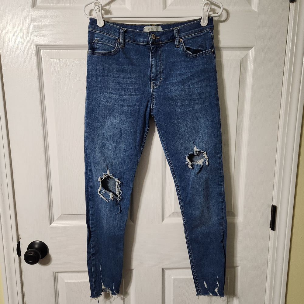 We The Free Distressed Ankle Jeans in Blue